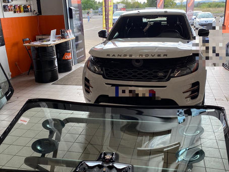 Remplacement de Pare-brise Range Rover Évoque !!!