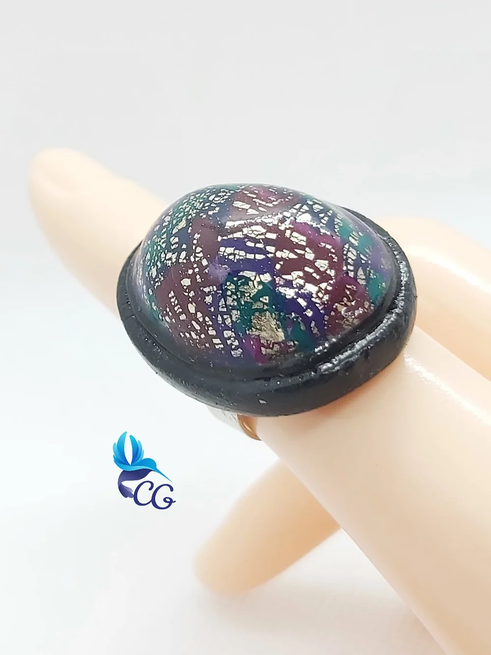 "Crackled" ring