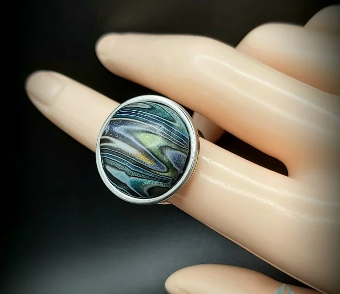 Rings - Stories on Fingers