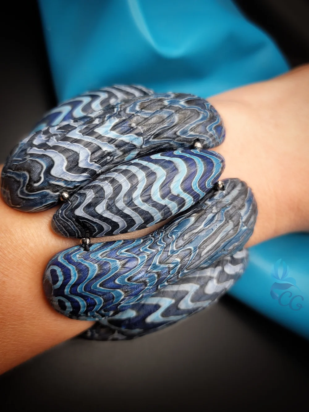 "Blue Waves" Stretch Bracelet