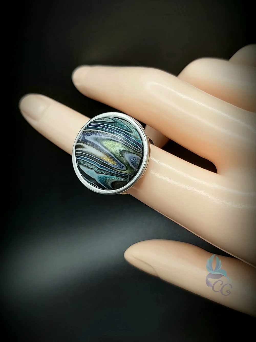 Ring "Faux abalone"