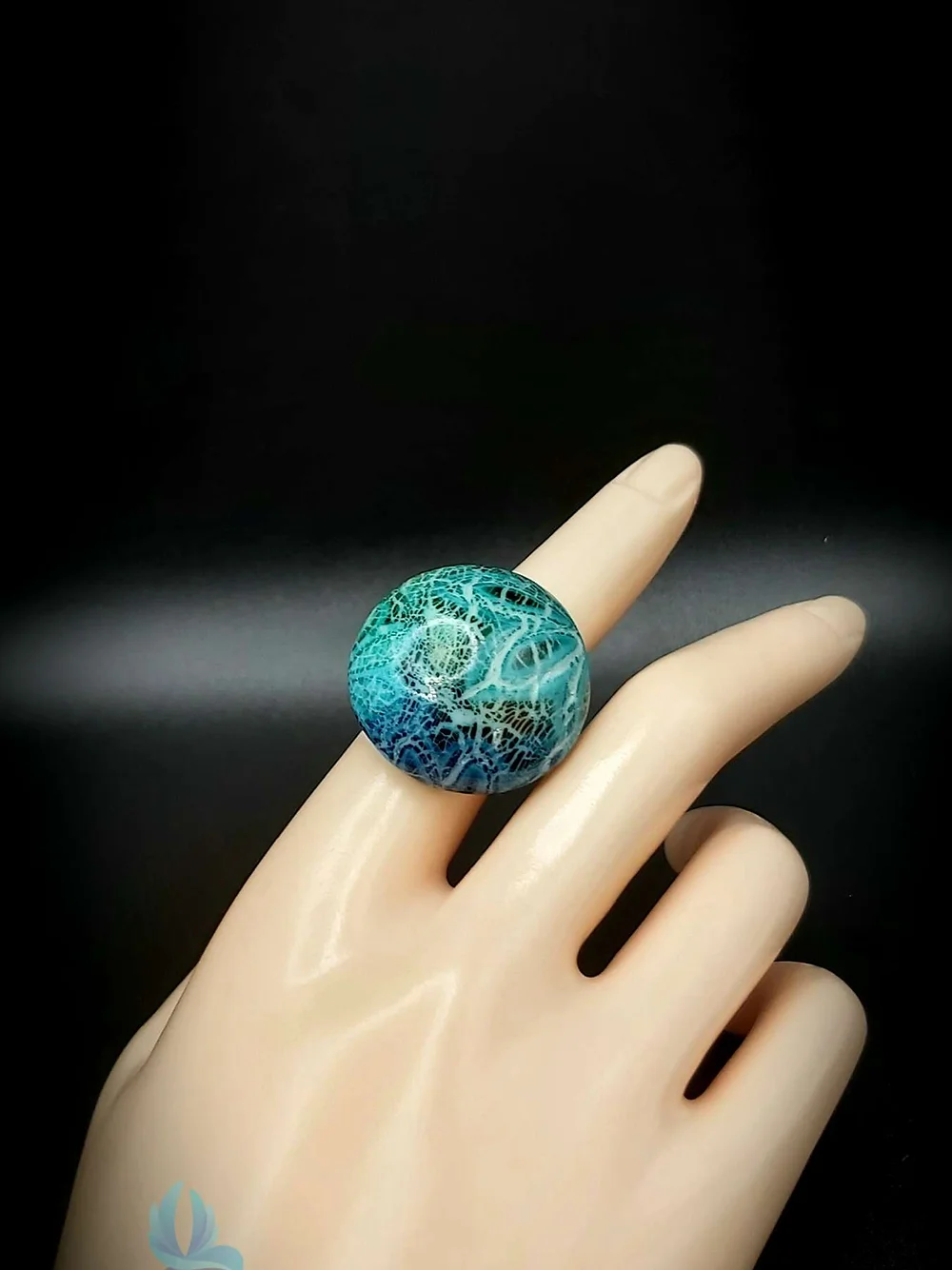 "Crackled" Ring