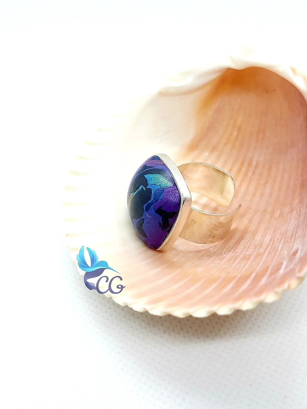 Purple hues ring