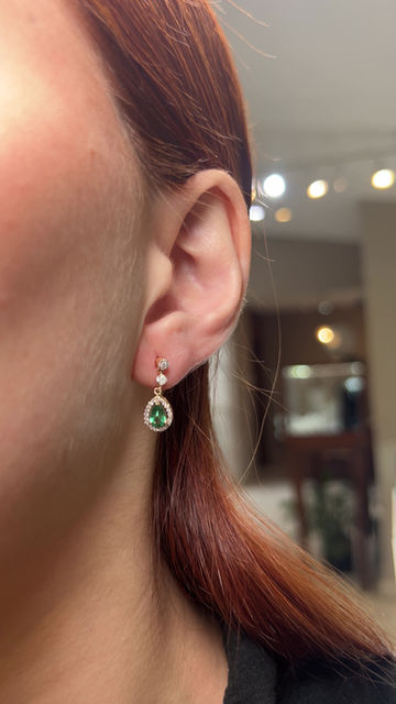 Miniatura: Aretes Paulina de Zafiros o Esmeraldas con Diamantes