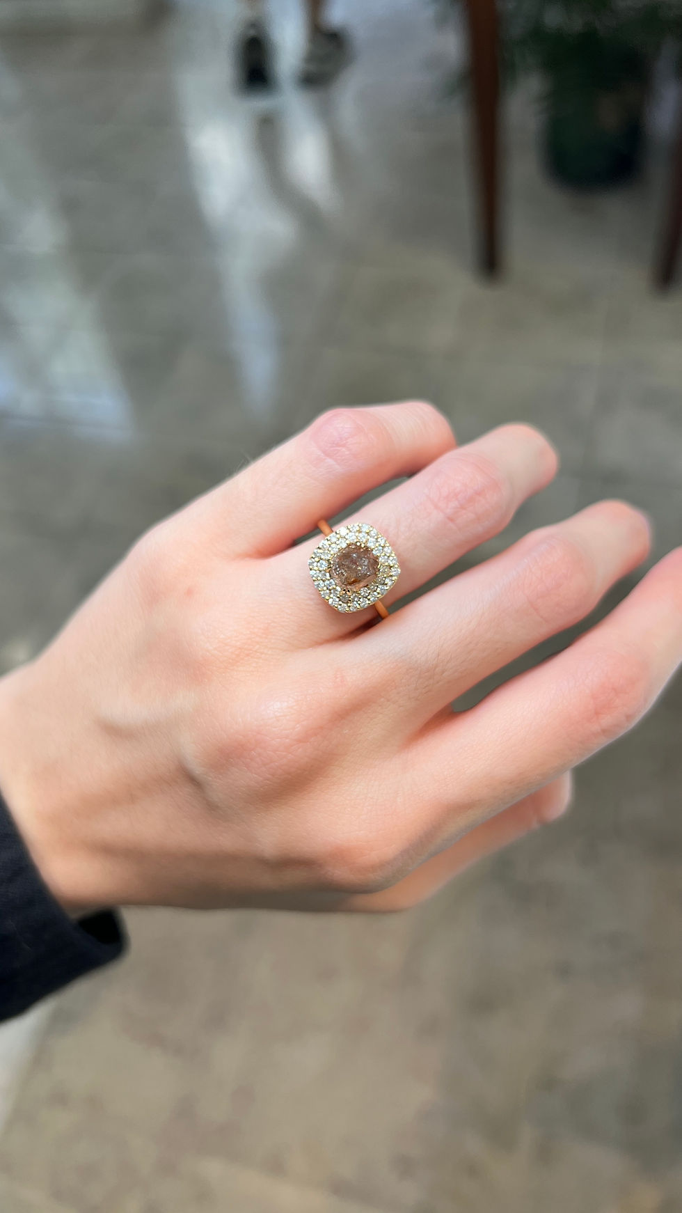 Miniatura: Anillo de Diamante Champagne Rose Cut con Diamantes Blancos