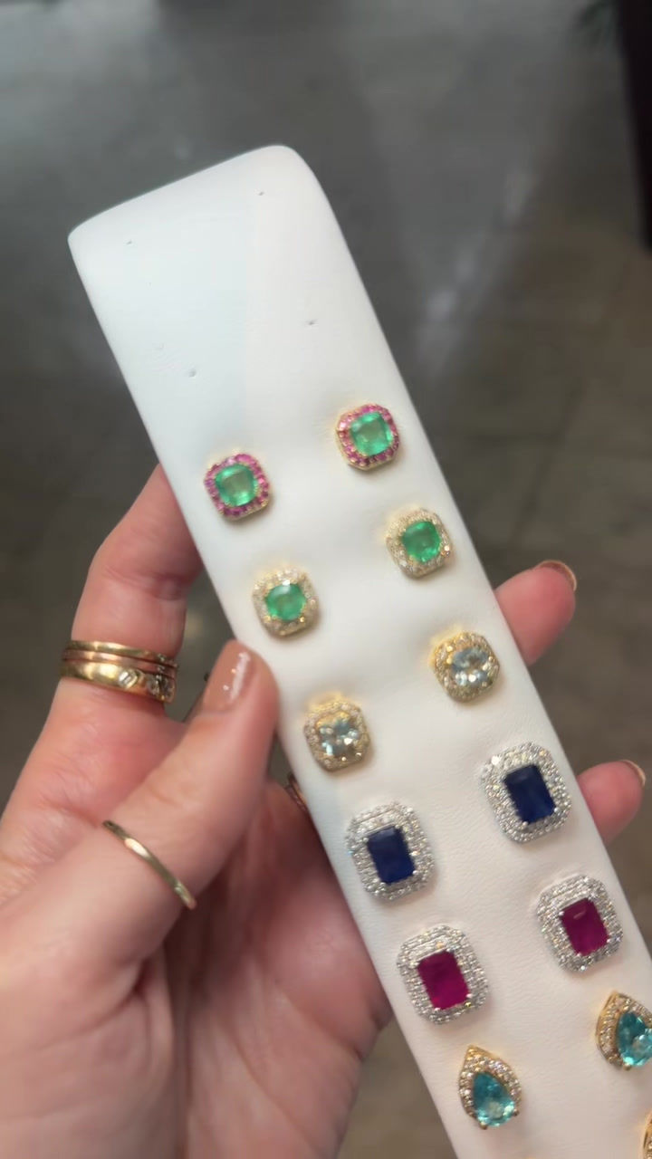 Miniatura: Aretes Esmeraldas, Aguamarinas o Topacios Cushion con Halo de Diamantes