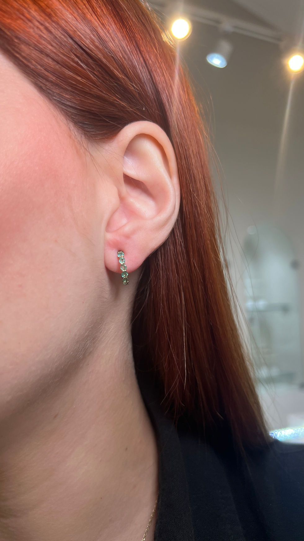 Miniatura: Aretes Celia de Esmeraldas, Zafiros Rosas, Zafiros Azules o Rubíes