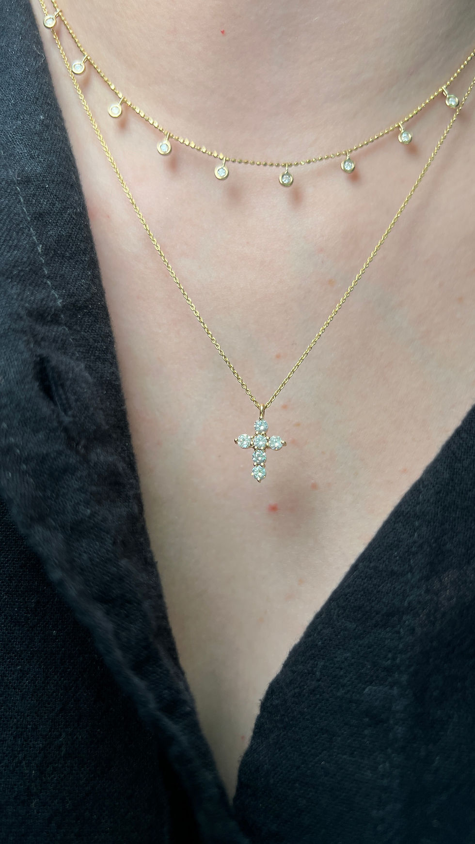 Miniatura: Collar Cruz Trinidad (Diamantes, Rubíes, Esmeraldas o Zafiros)
