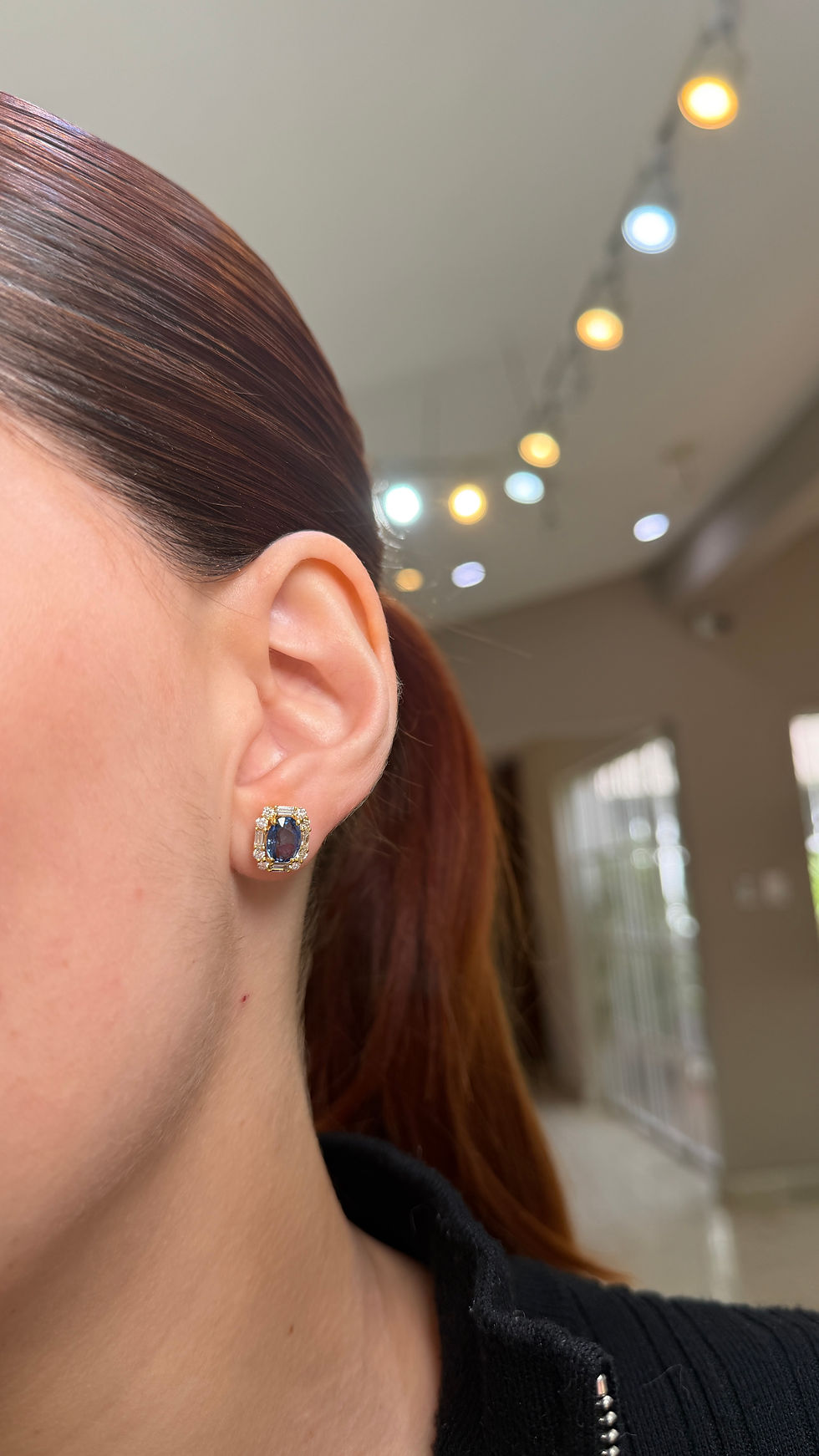 Miniatura: Aretes Ofelia de Zafiros y Halo de Diamantes Baguettes y Redondos