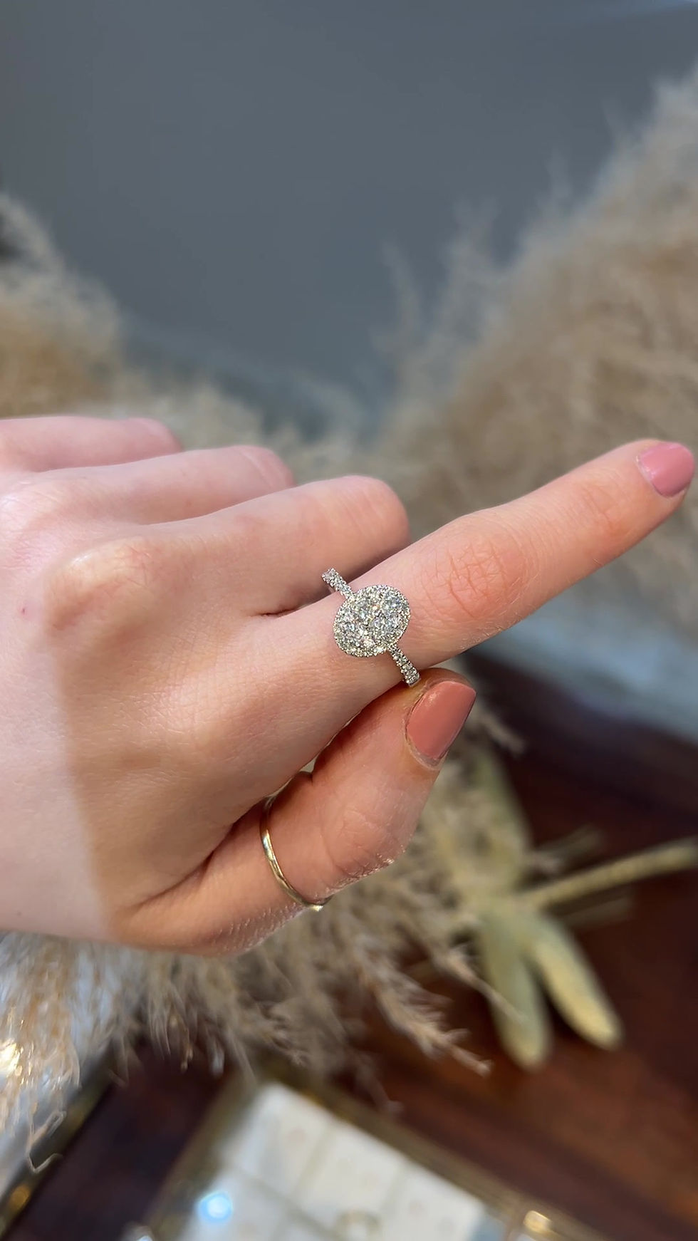 Miniatura: Anillo Ilusión Oval de Diamantes