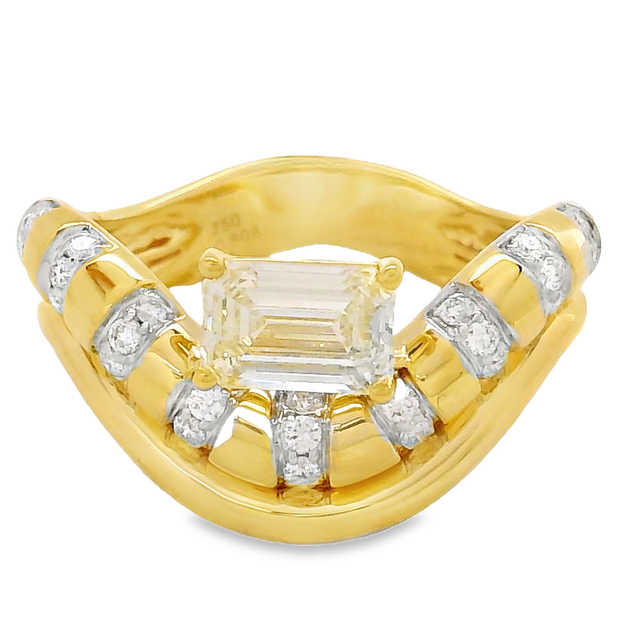 Anillo Wavy de Diamantes con Diamante Corte Esmeralda Flotante