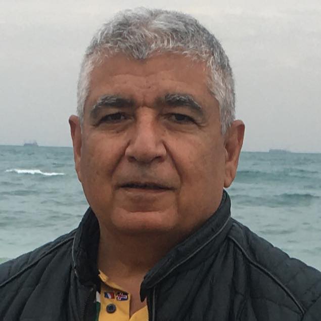 Yazarın fotoğrafı: Ayhan KÜYÜK