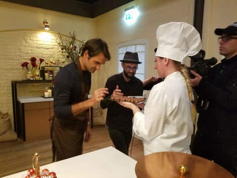 【ロジャーフェデラー:新CMマネキンチャレンジby Lindt に日本人…?!】