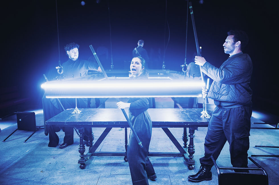 LAMDA_Macbeth_(c)Alex Brenner__93_0999_dx_s.jpg