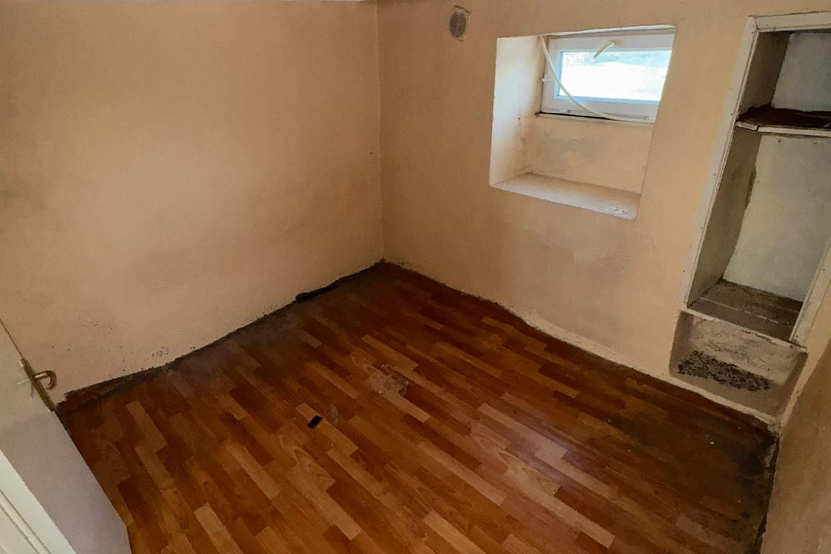 Küçükköy Merkeze Yakın 2 Ayrı Tapusu Bulunan Satılık Ev Ve Arsa