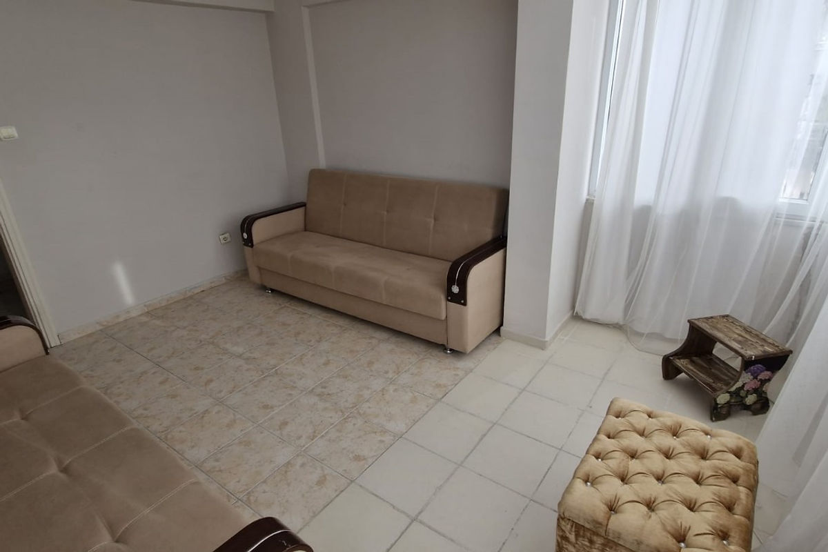 150 Evler Mahallesinde Kiralık Eşyalı 3+1 Daire