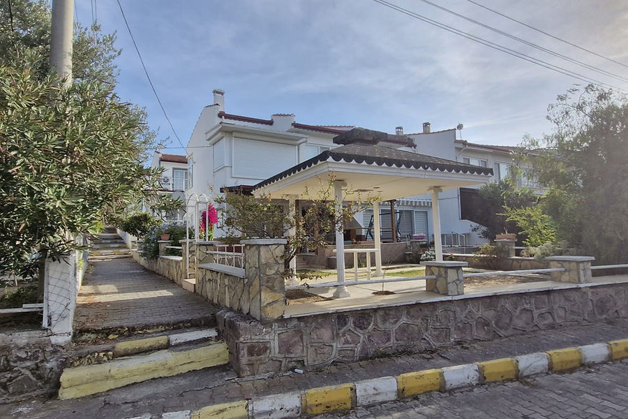 Sahilkent Bölgesinde Kiralık 2+1 Eşyalı Villa