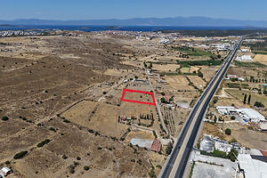 Ayvalık 'ta Anayola 2.parsel Satılık Tarla