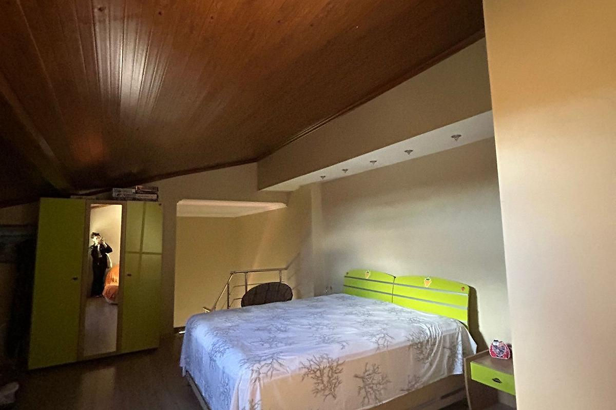 Ayvalık Altınova da Denize Yürüme Mesafesinde Dubleks Yazlık