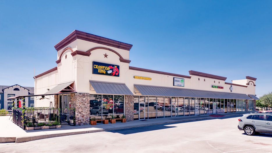 Commercial Small Business Mall Exterior