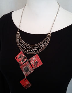 Collier Maya rouge