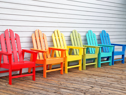 hello july - Outdoor furniture is a must