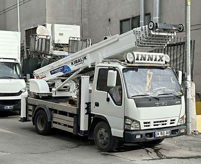 dis-cephe-asansorlu-nakliyat-araci.jpg