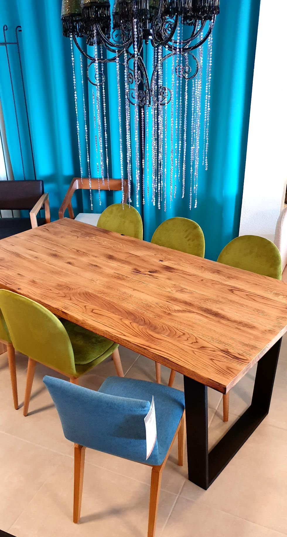 Miniaturbild: Industrial Table