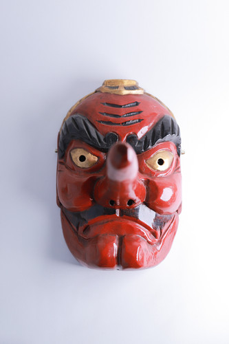 天狗 お面 天狗面 縁起物 魔除　陶器① 楽天市場】お面 壁掛け用 日本製 吉祥面 天狗 【縁起物/魔よけ