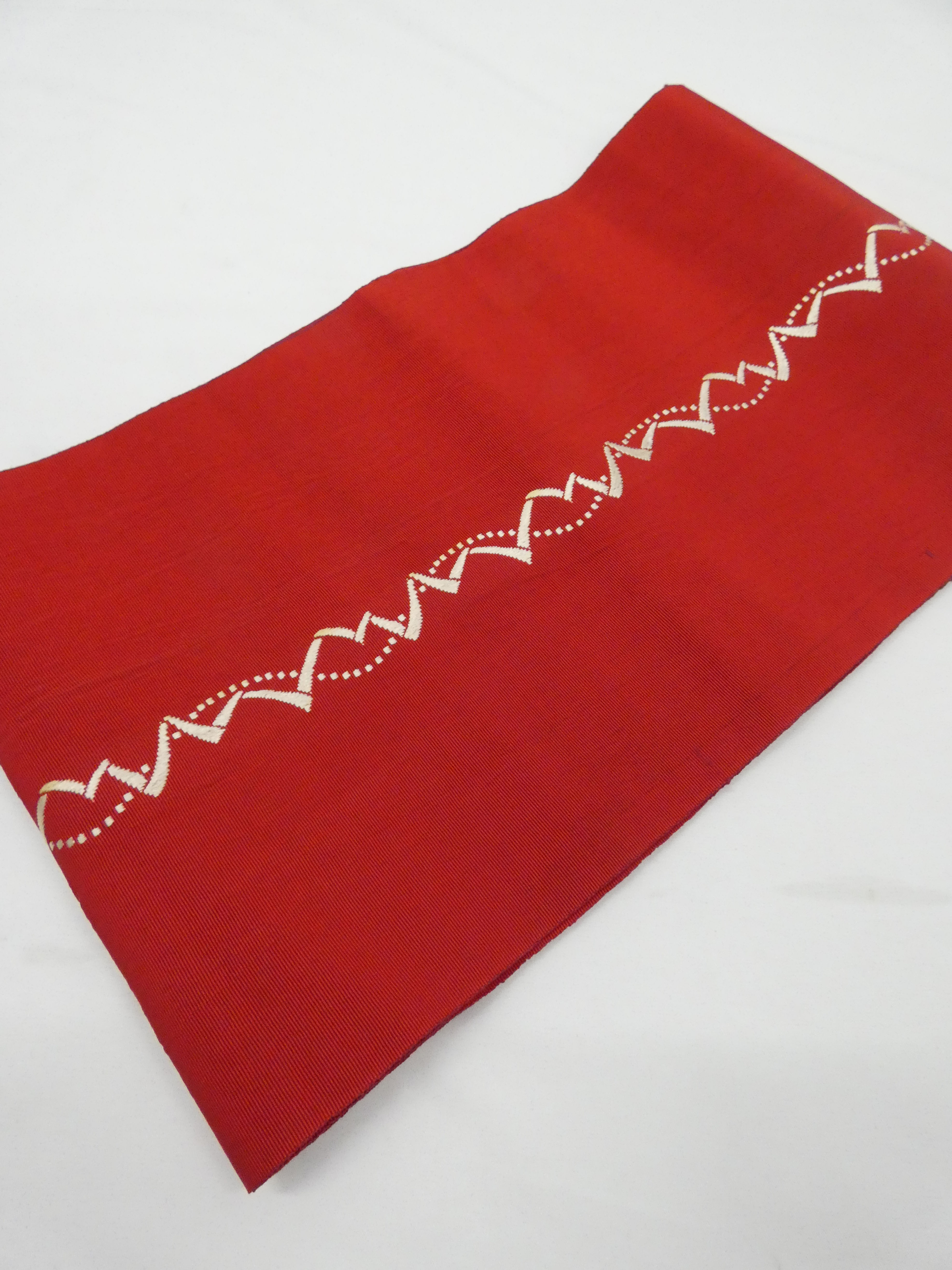 KWO015｜アンティーク 半幅帯 赤色 ポリエステル 日本製  一点もの