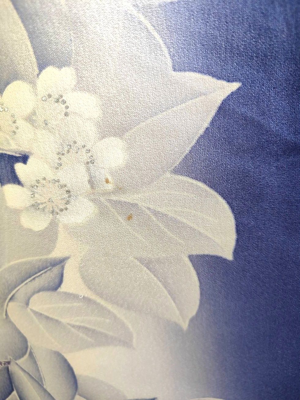 Thumbnail: ◇KWF003 Silk Furisode (long-sleeved kimono), Blue, for Coming-of-Age Ceremony, Graduation Ceremony, Wedding, New Year's Visit to Shrine, Used Clothing