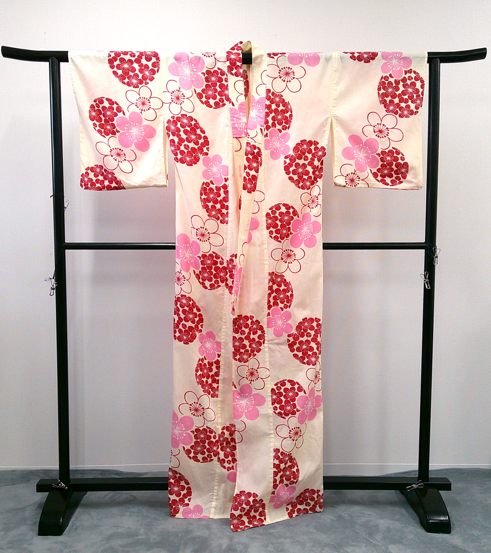 ◇KWY001 女性 浴衣 着物 祭り 花火大会 夕涼 白 和装 和服 中古 古着