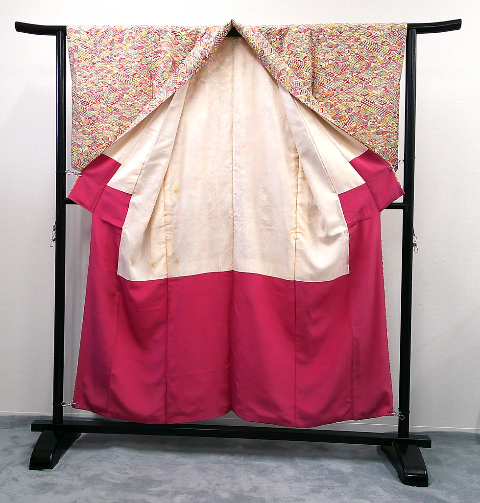 Thumbnail: ◇KWK007 Kimono, Lined Kimono, Red, Vintage, Retro, Japanese Clothing