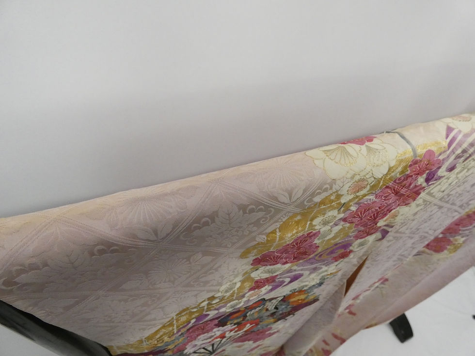 Thumbnail: ◇KWF058 Silk Furisode (long-sleeved kimono), Pink, Used, Suitable for Weddings, Graduations, Coming-of-Age Ceremonies, and New Year's Day.