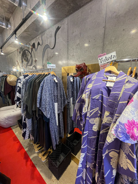 kimonos kimono japan antiques 着物　きもの
