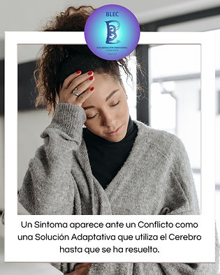 mujer con dolor de cabeza piensa en el mensaje de los síntomas