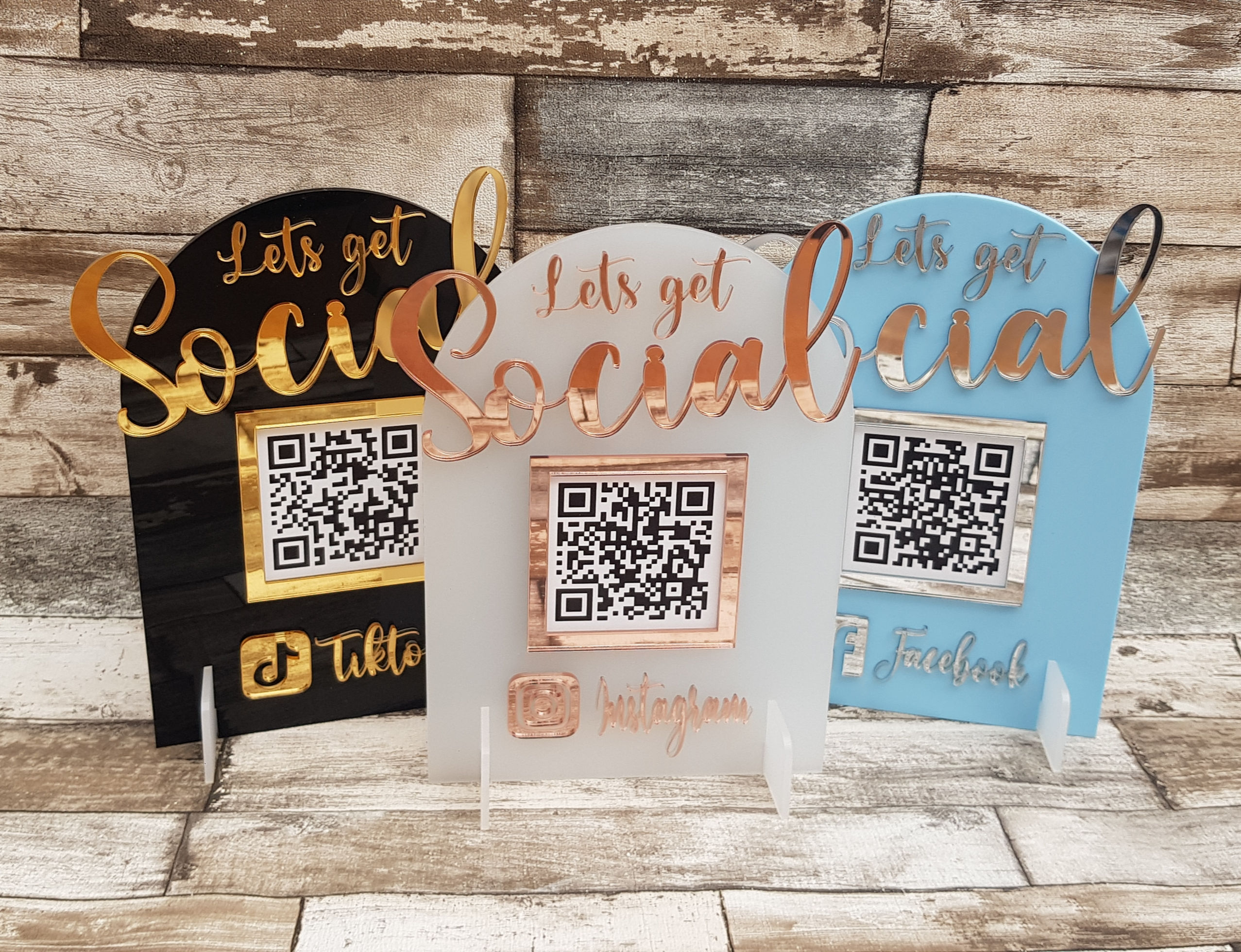Social media Qr code desk sign