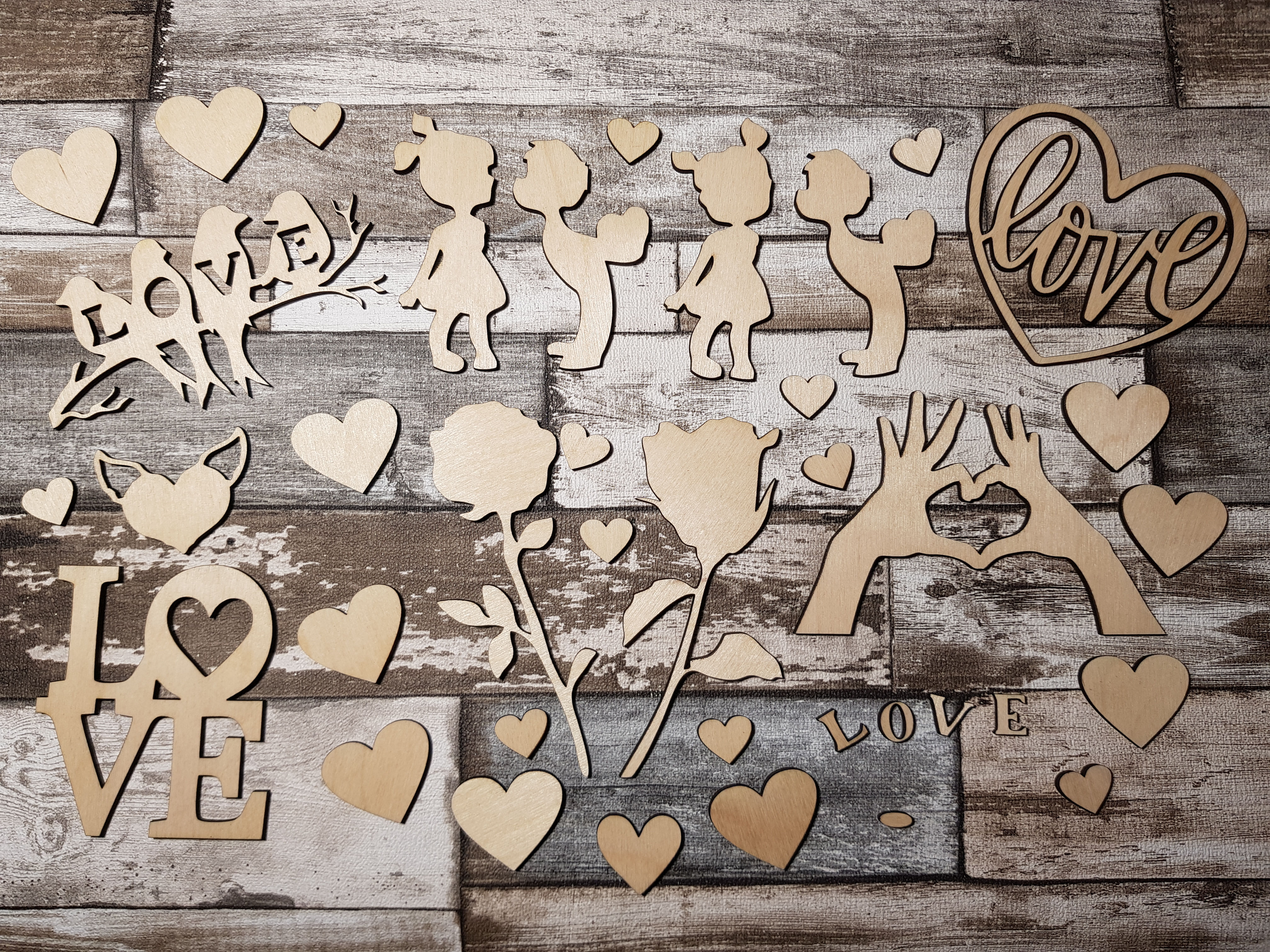 Valentines wooden craft pack 36 piece