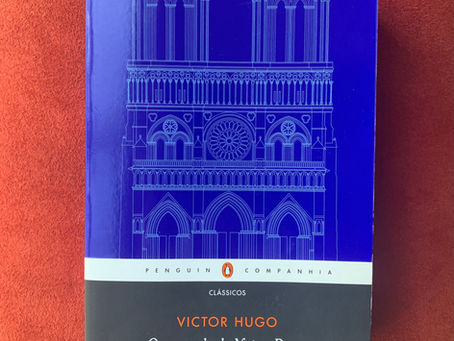 O corcunda de Notre-Dame – Victor Hugo.