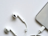 listening to dynamic resonance radio