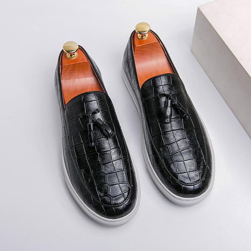 Thumbnail: Men Business Casual Leather Shoes