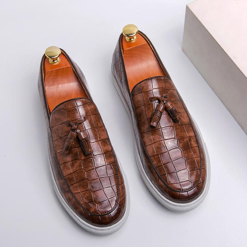 Thumbnail: Men Business Casual Leather Shoes