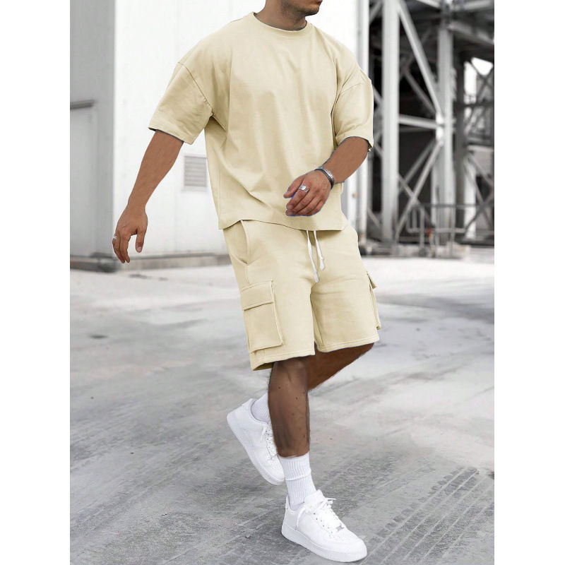 Thumbnail: T-shirt cargo pants sports outfit for men