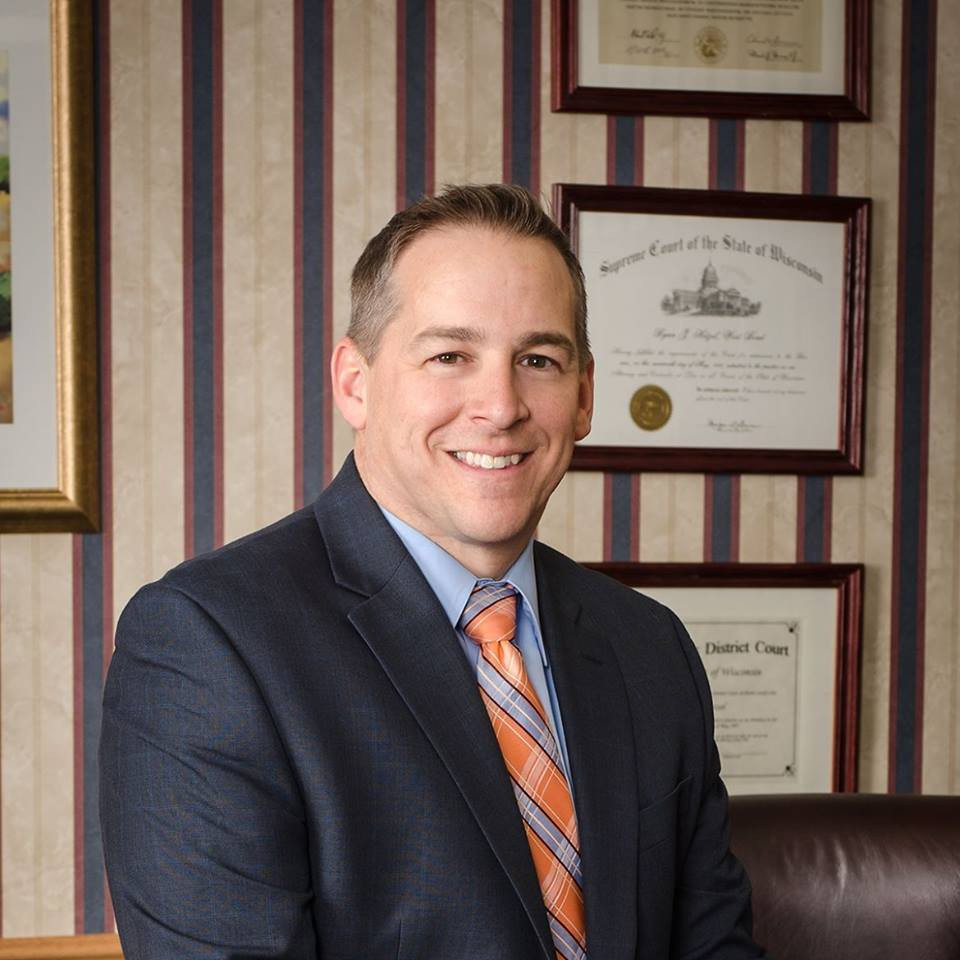 Personal Injury Attorney West Bend / Lawyer Hartford & Germantown, WI