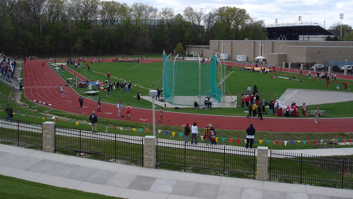 Weaver Competes in Toledo
