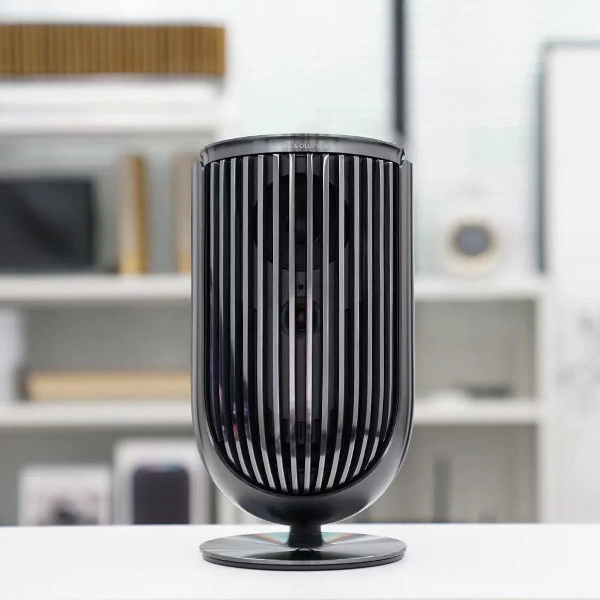 BeoLab 8 Aluminiumhölje - Svart