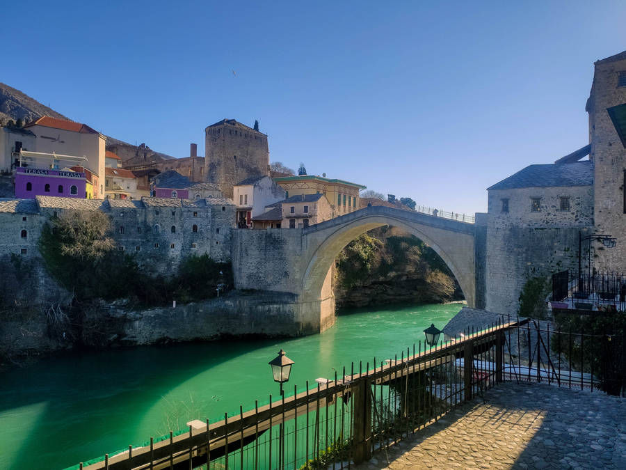 caption-scenic-view-of-the-ottoman-bridge-in-mostar-bosnia-and-herzegovina-mdcgg7yidxviosv