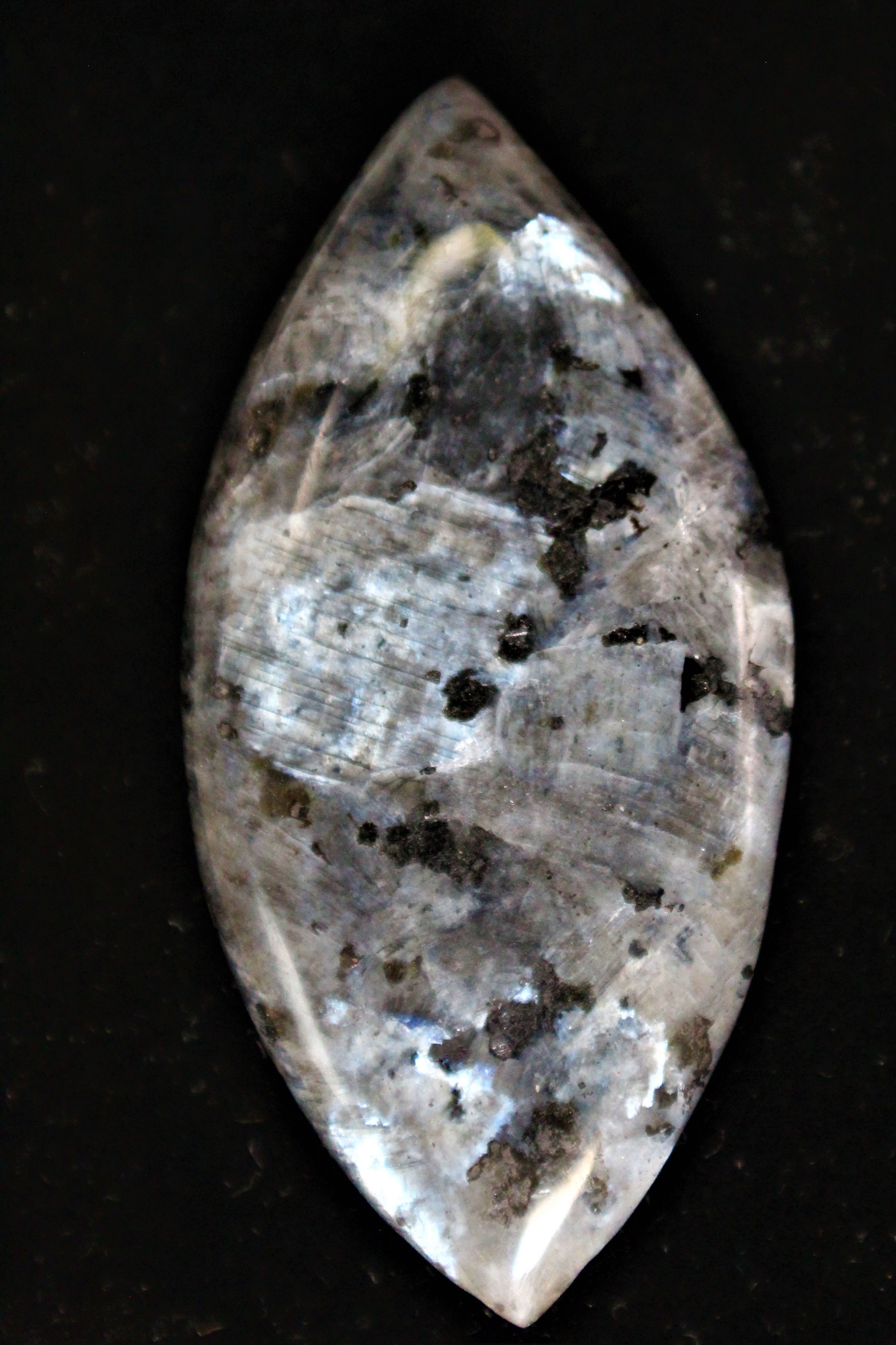 LABRADORITE