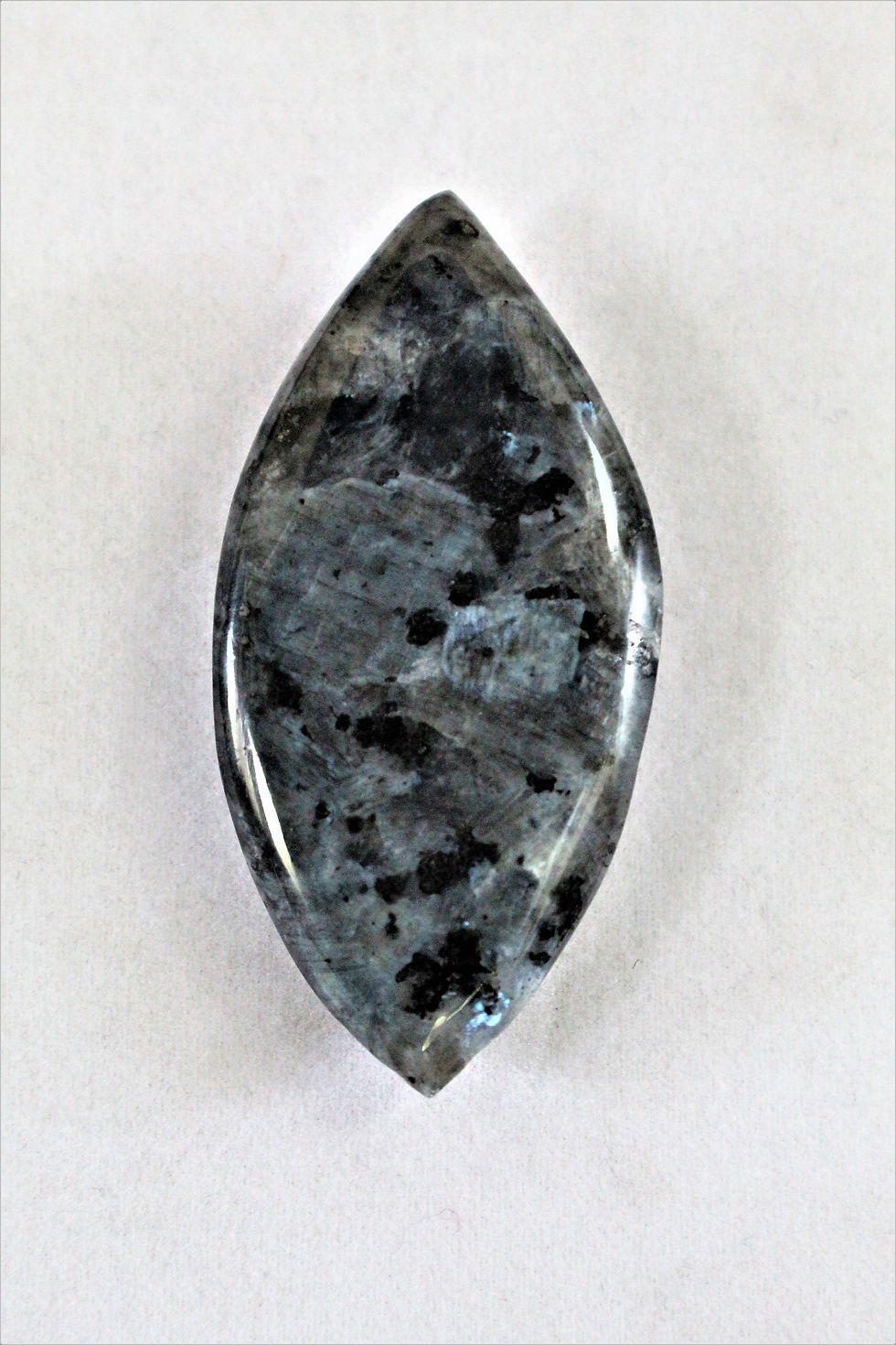 Thumbnail: LABRADORITE