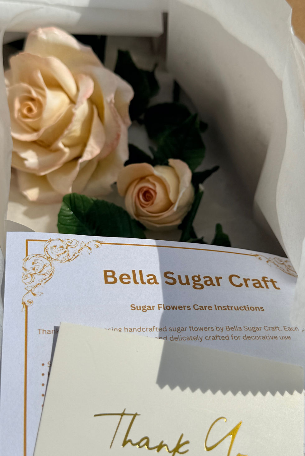 Thumbnail: Luxury Rose Arrangement